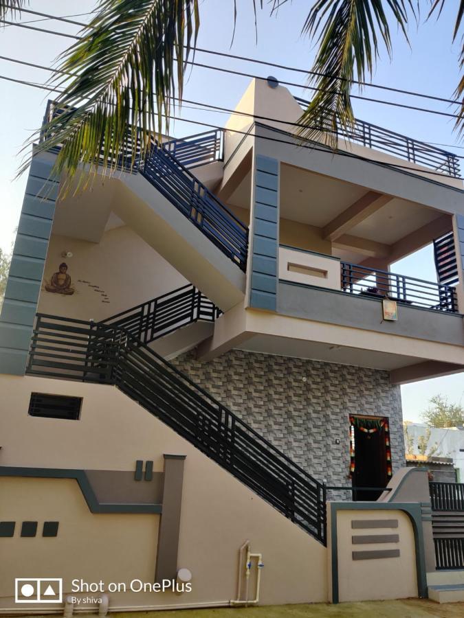 Lee Homestay Hampi Extérieur photo