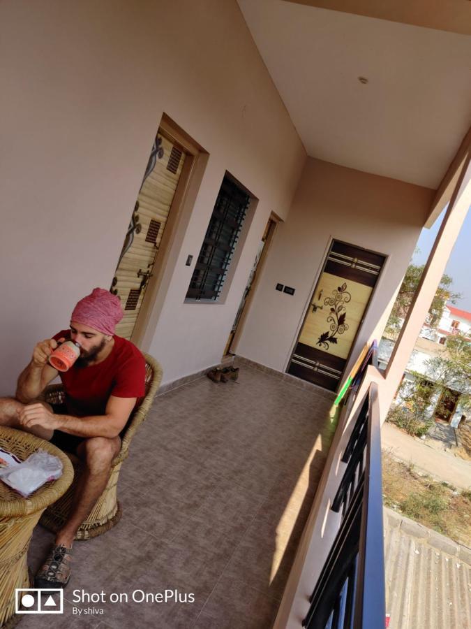 Lee Homestay Hampi Extérieur photo