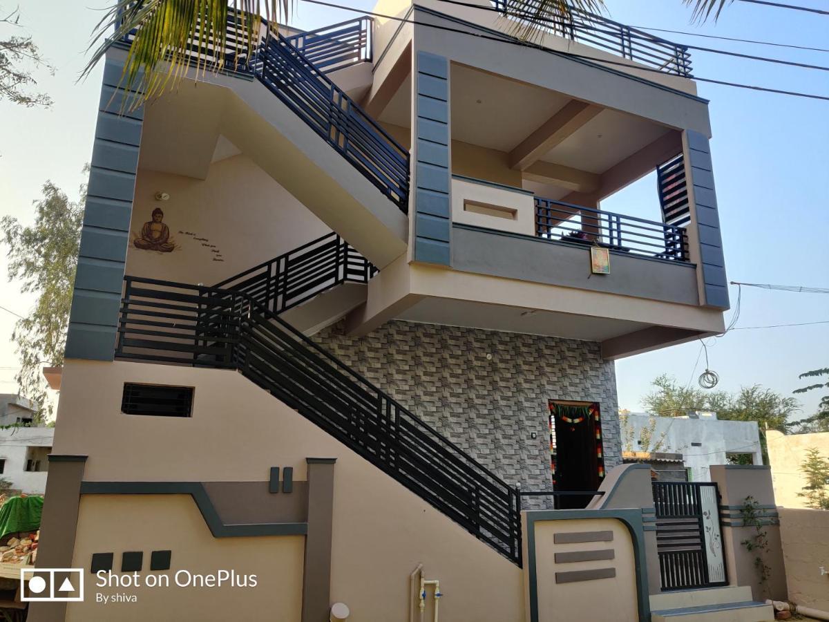 Lee Homestay Hampi Extérieur photo
