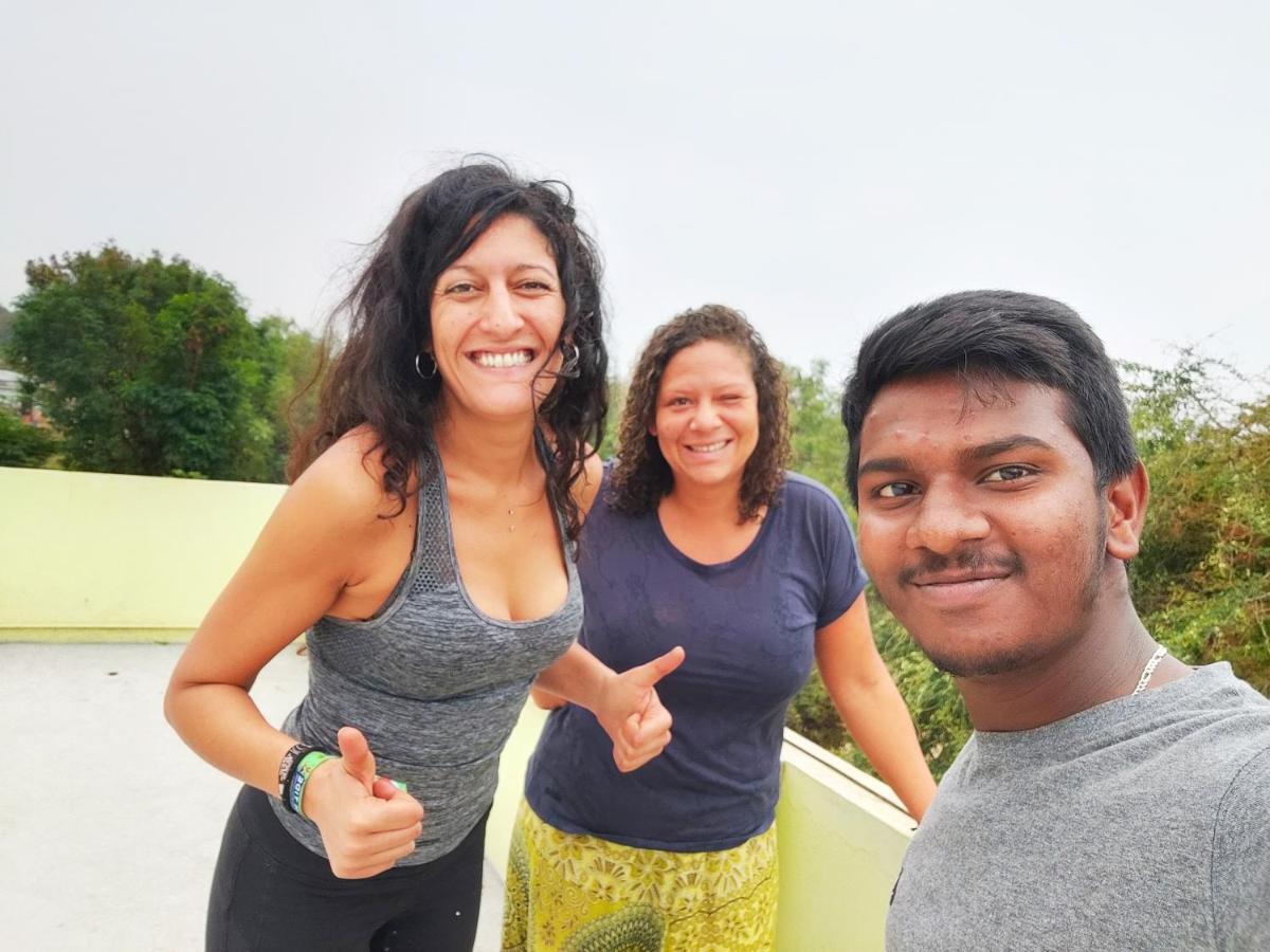 Lee Homestay Hampi Extérieur photo